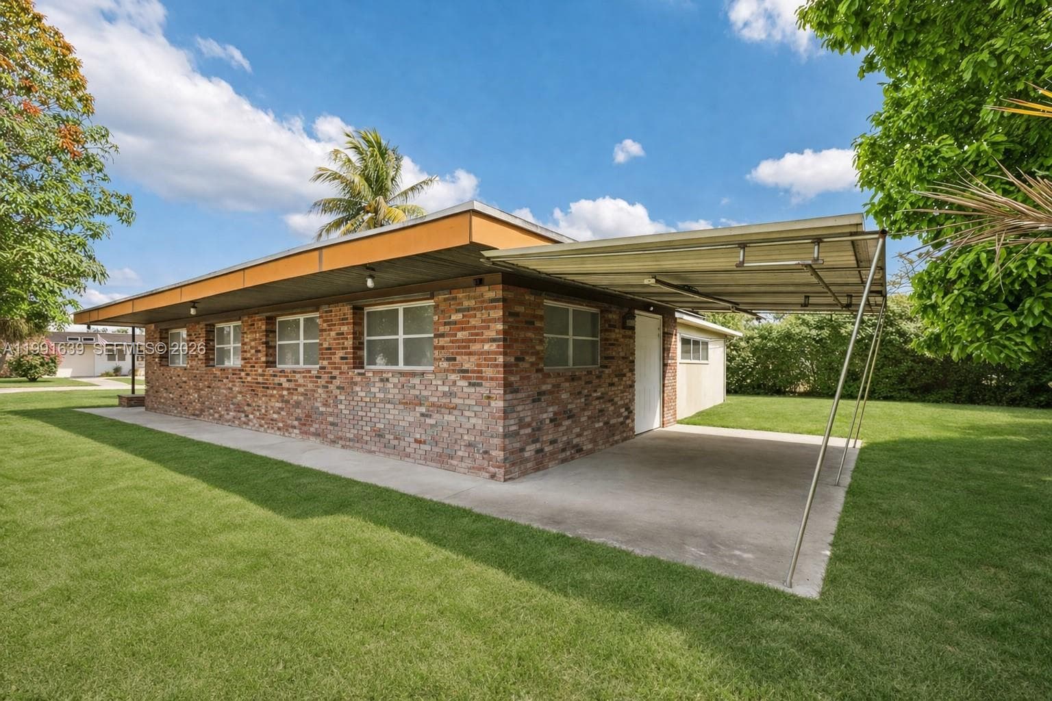 272 W 46th St, Hialeah FL 33012 — 34