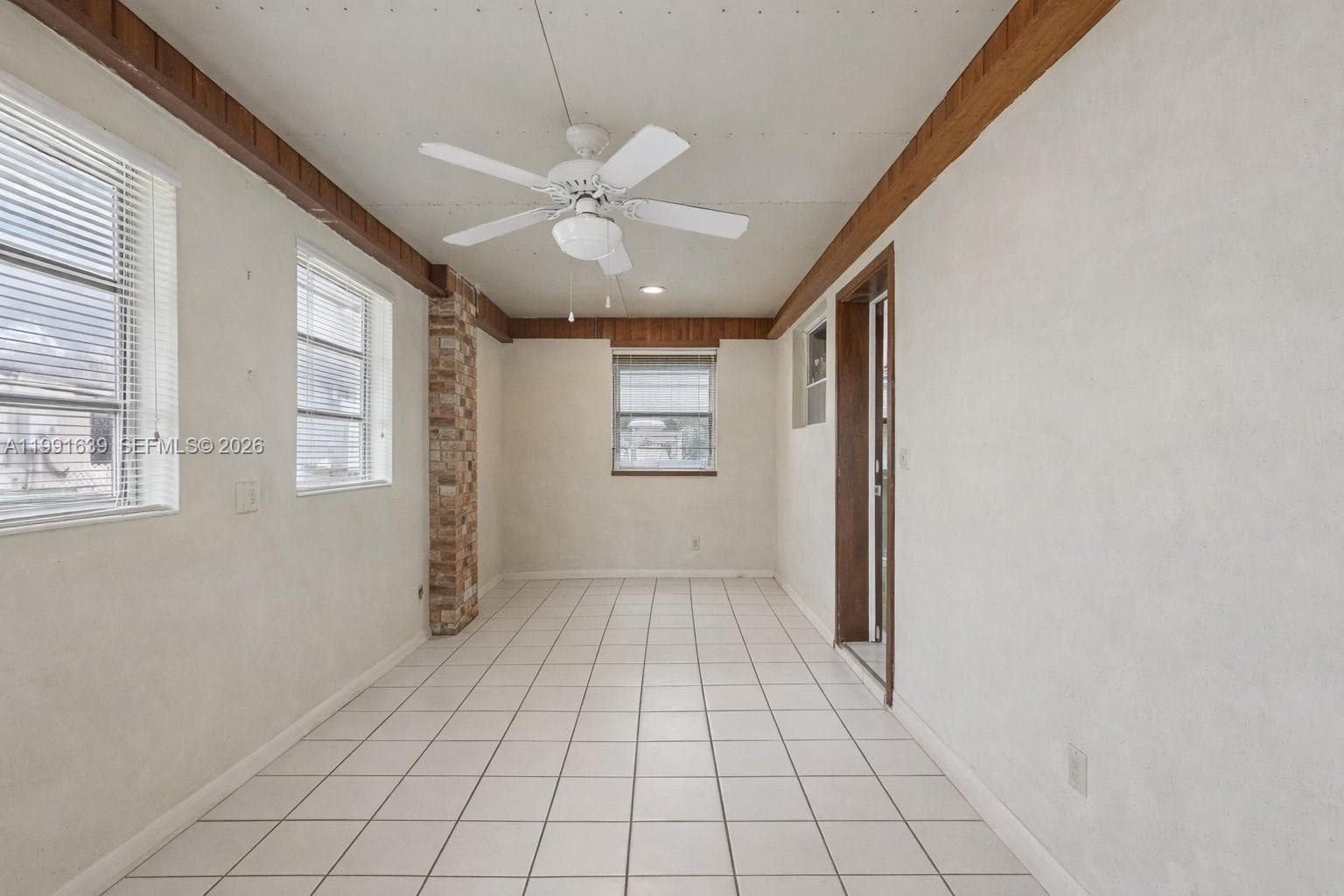 272 W 46th St, Hialeah FL 33012 — 11