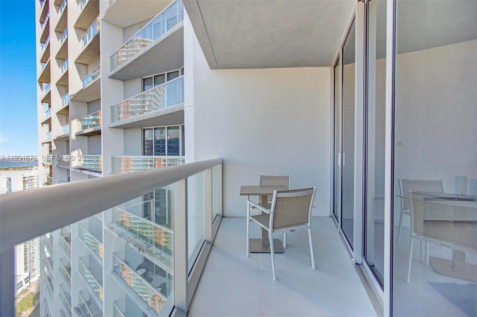 475 Brickell Ave # 5010, Miami FL 33131 — 14
