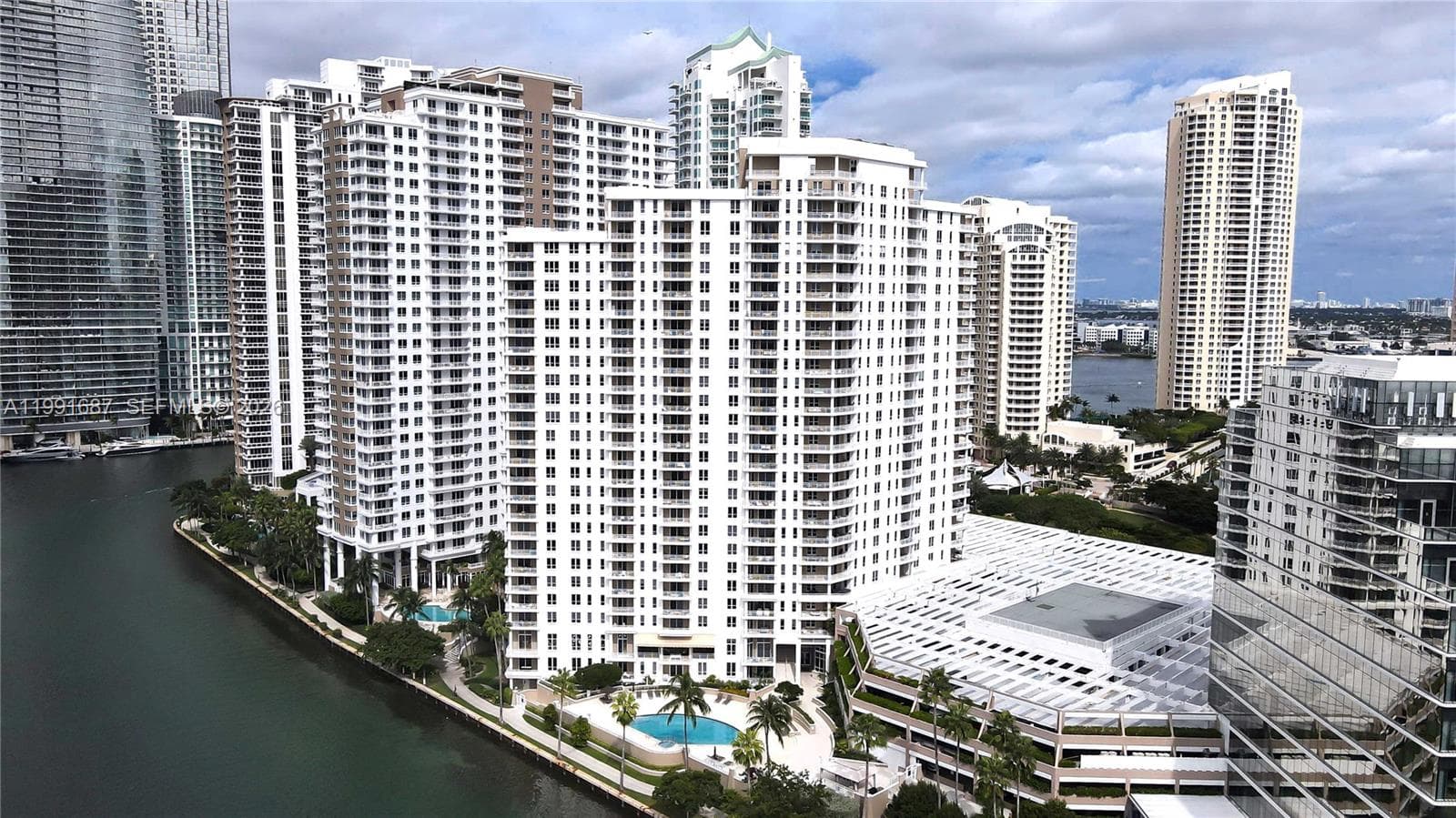 701 Brickell Key Blvd # 1912, Miami FL 33131 — 47