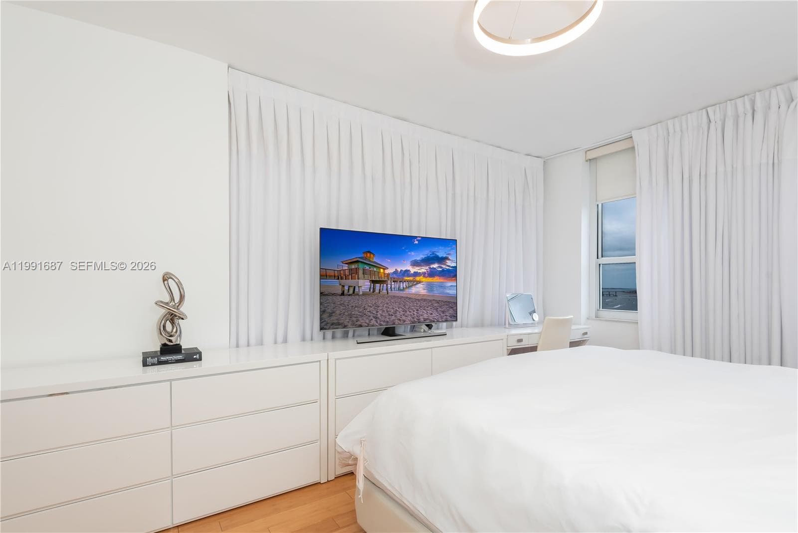 701 Brickell Key Blvd # 1912, Miami FL 33131 — 30