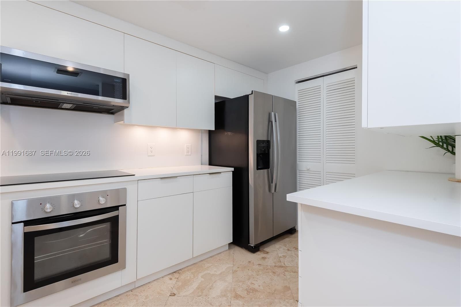 701 Brickell Key Blvd # 1912, Miami FL 33131 — 35