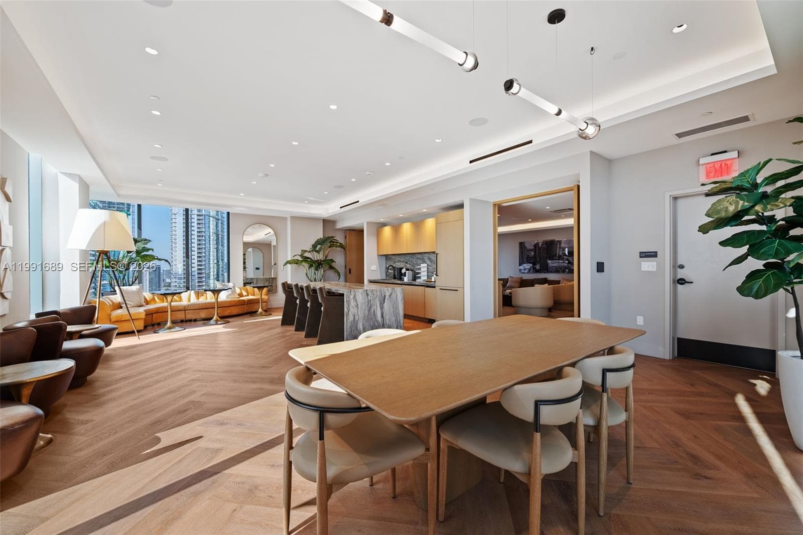 121 NE 5 ST # 3507, Miami FL 33132 — 20