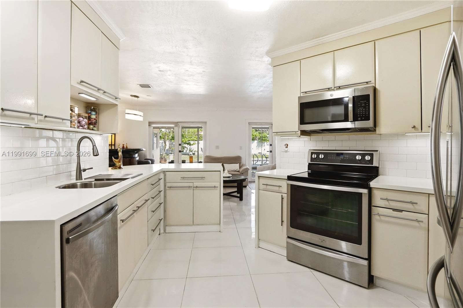 9955 SW 74th St, Miami FL 33173 — 8