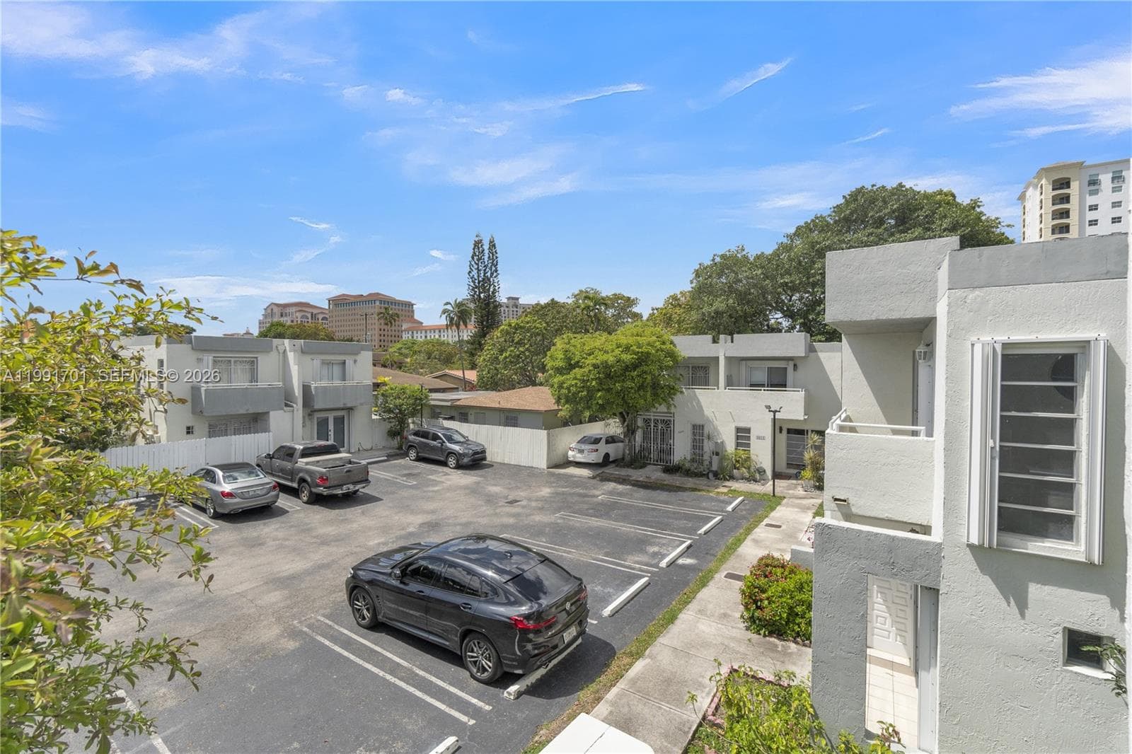 3599 SW 17th St # 3599, Miami FL 33145 — 42