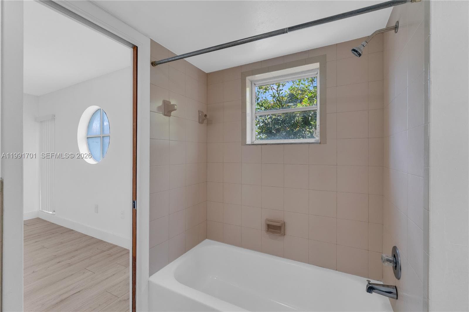 3599 SW 17th St # 3599, Miami FL 33145 — 32
