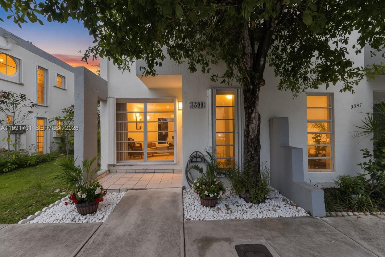 3599 SW 17th St # 3599, Miami FL 33145 — 10