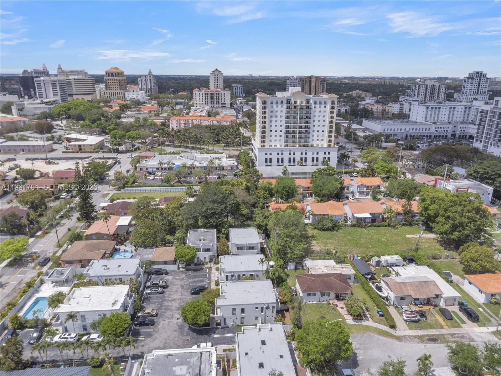 3599 SW 17th St # 3599, Miami FL 33145 — 50
