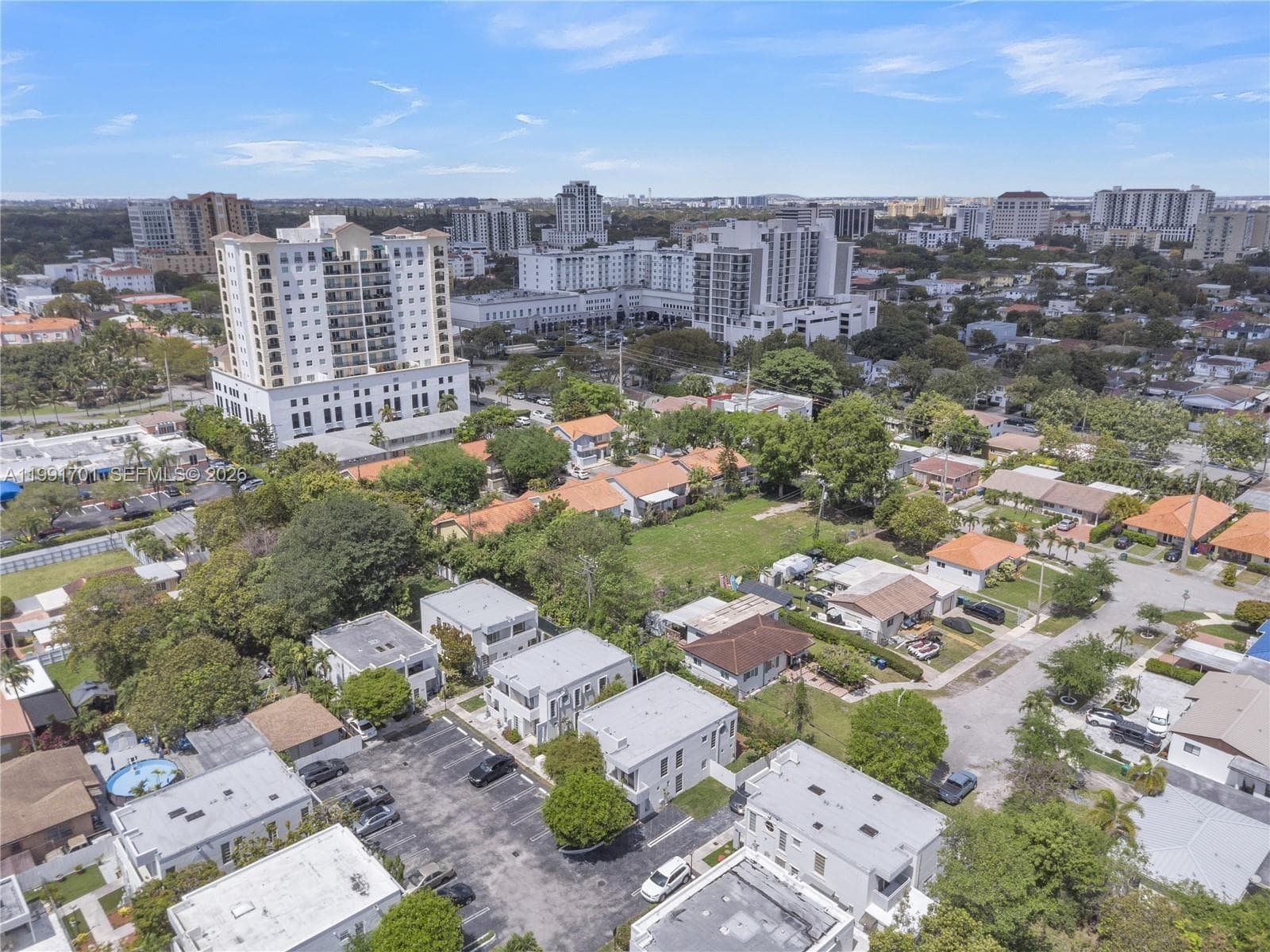 3599 SW 17th St # 3599, Miami FL 33145 — 48