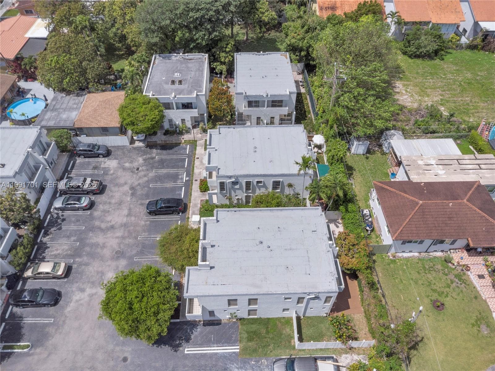 3599 SW 17th St # 3599, Miami FL 33145 — 44