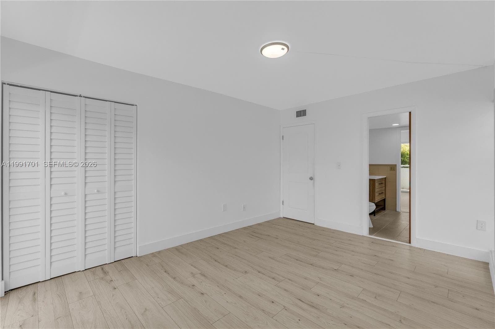 3599 SW 17th St # 3599, Miami FL 33145 — 35