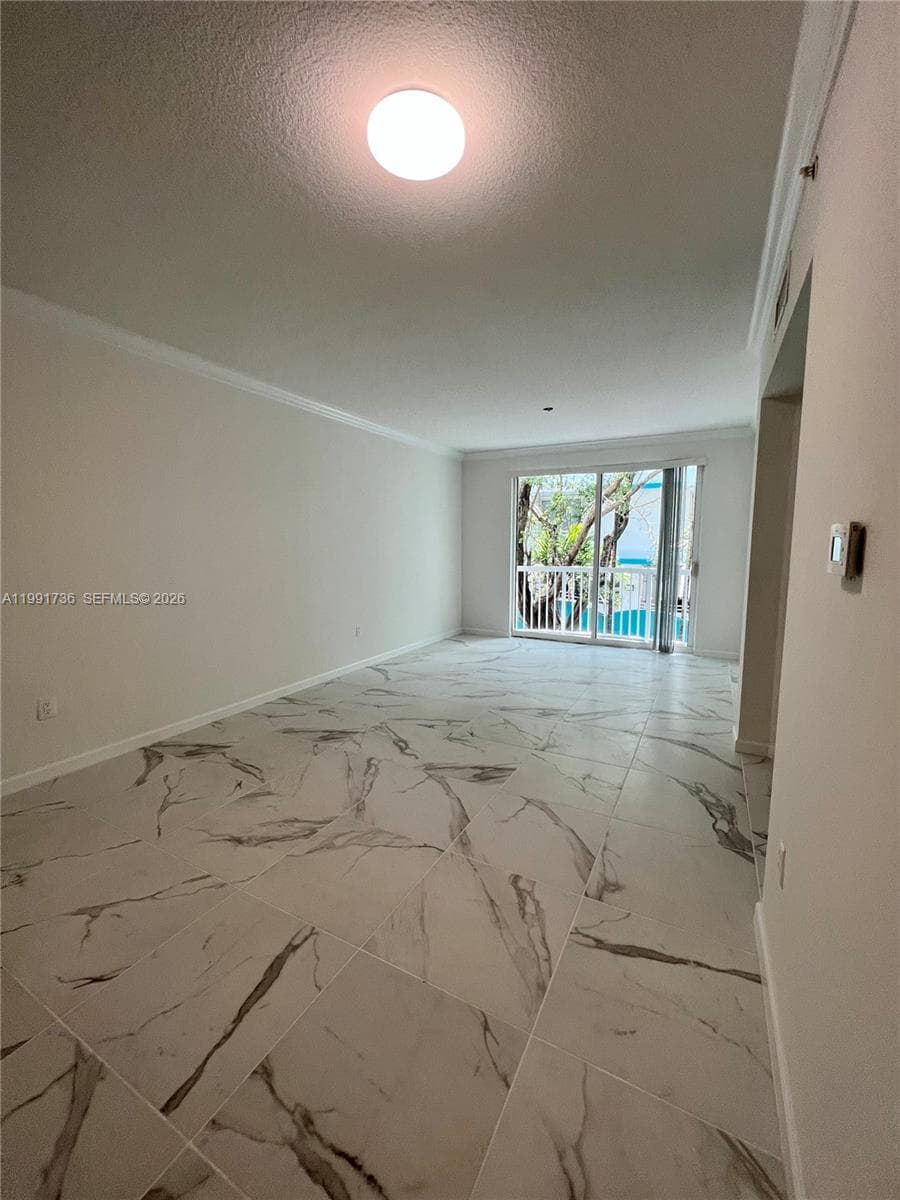 9172 Collins Ave # 214, Surfside FL 33154 — 9