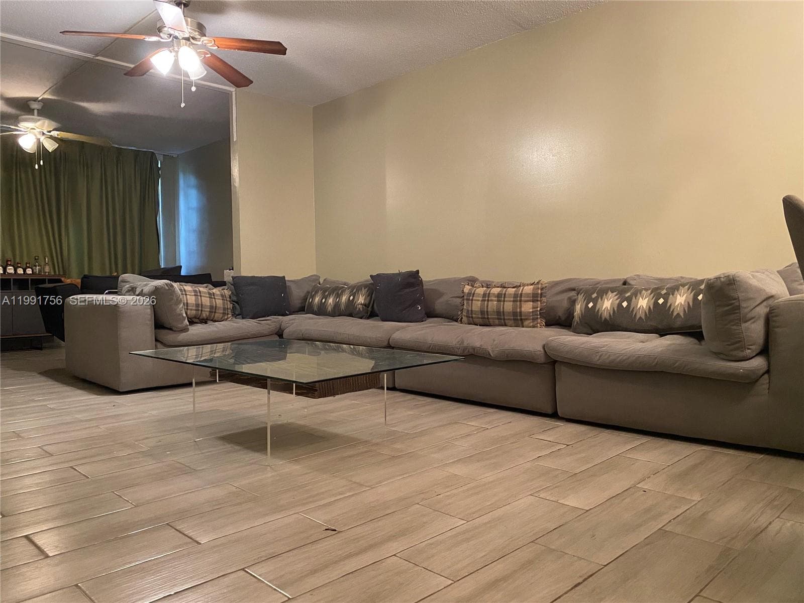 443 NE 195th St # 436, Miami FL 33179 — 16