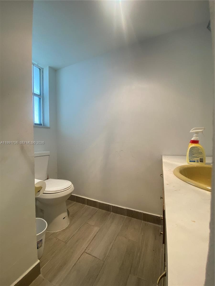 443 NE 195th St # 436, Miami FL 33179 — 12