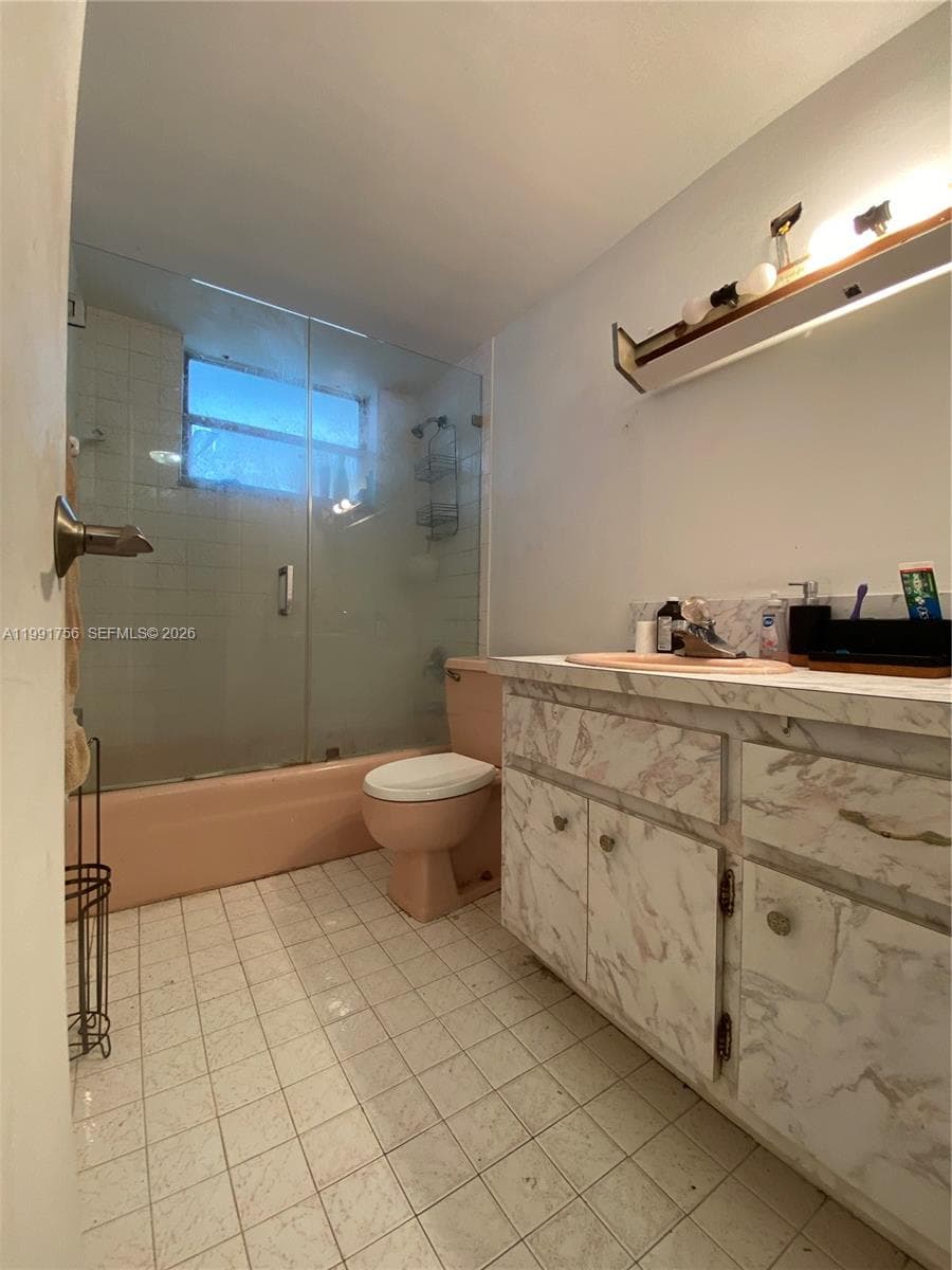 443 NE 195th St # 436, Miami FL 33179 — 22