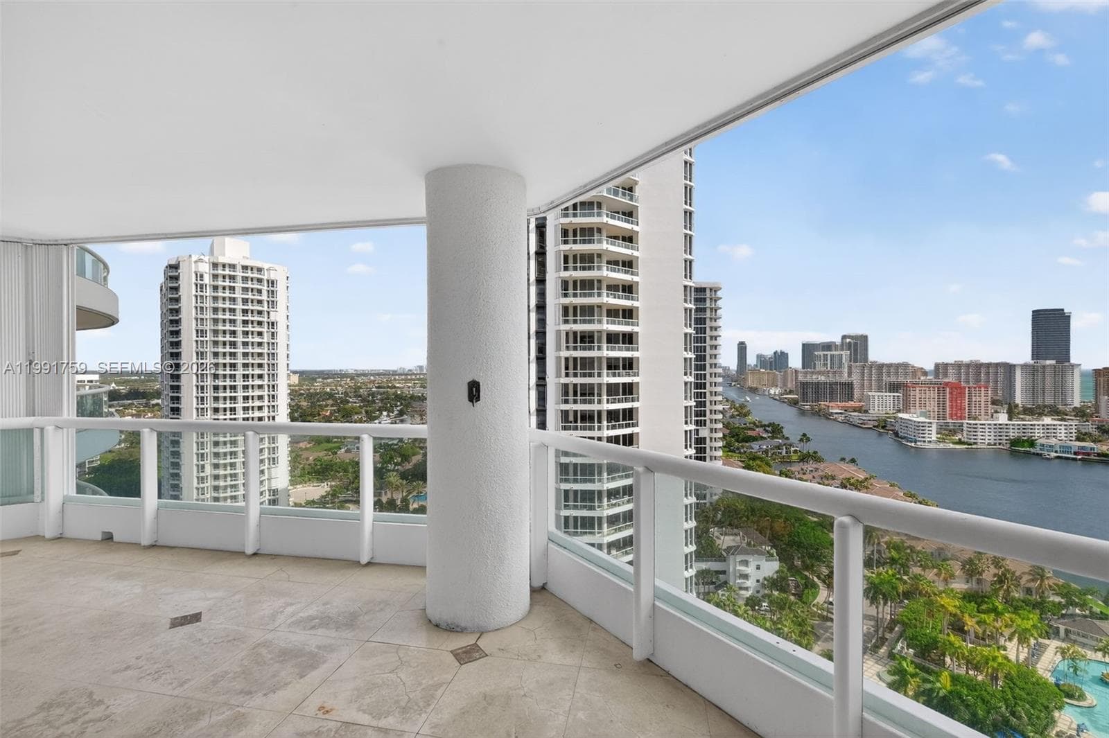 21050 Point Pl # 2202, Aventura FL 33180 — 22