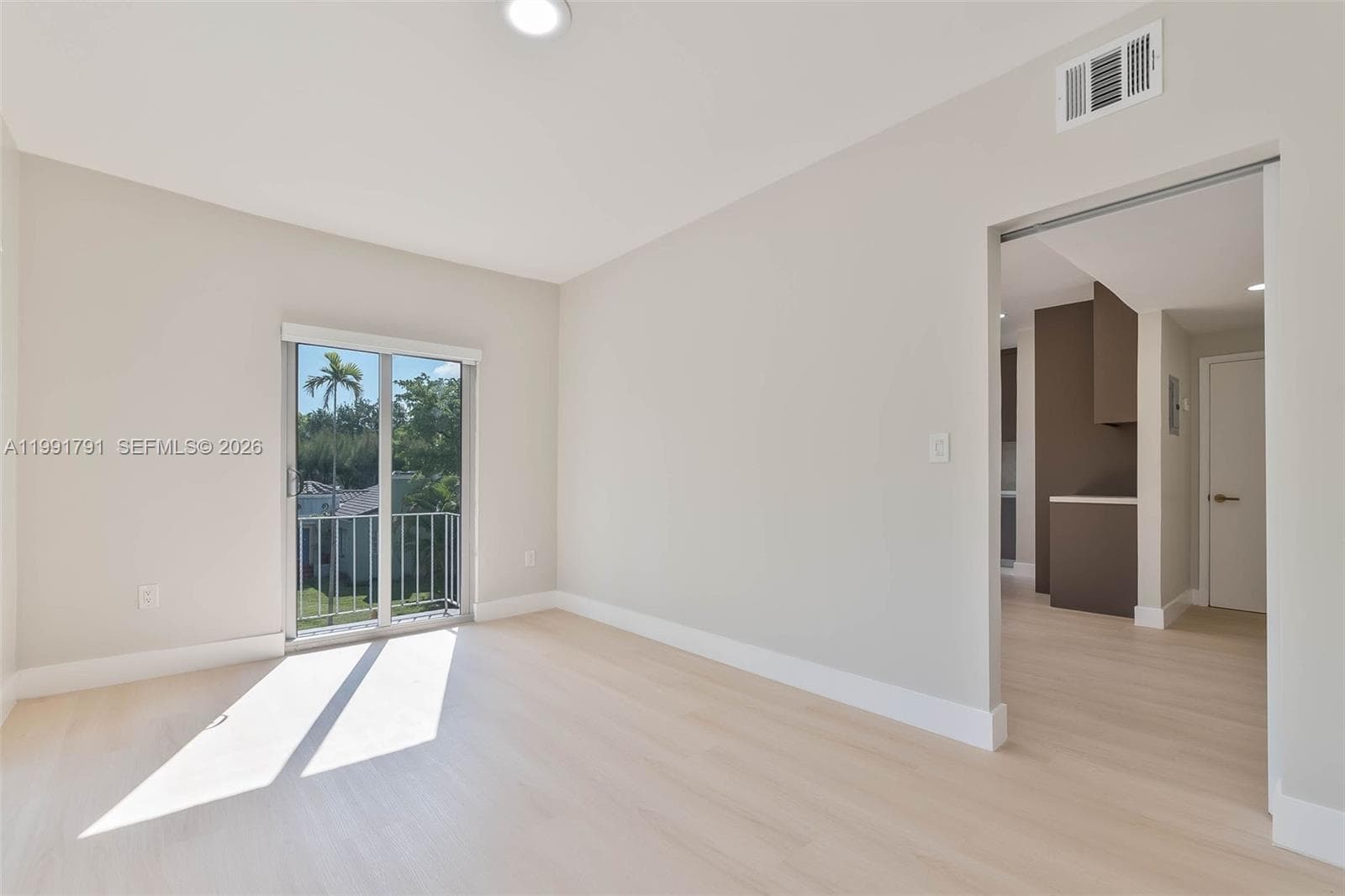 694 NE 76th St # 6, Miami FL 33138 — 16