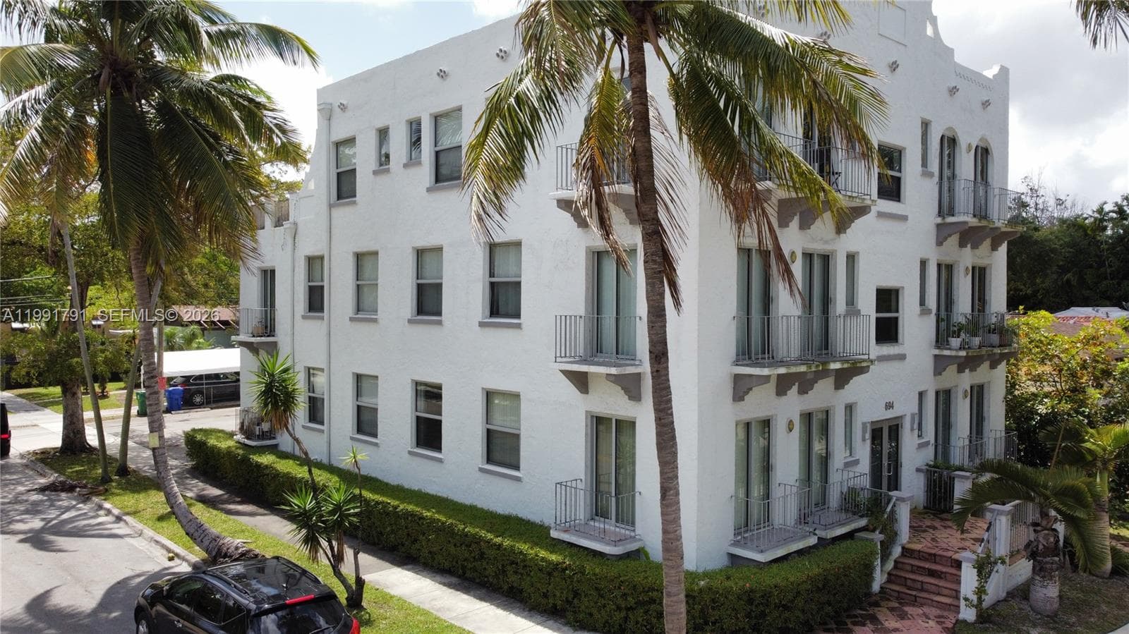 694 NE 76th St # 6, Miami FL 33138 — 35