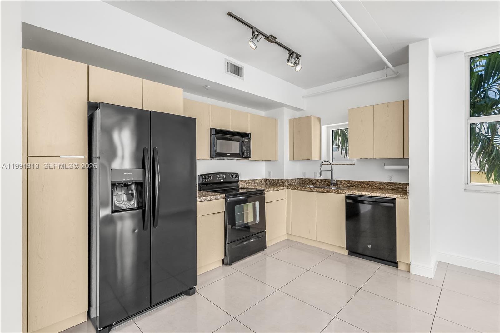 3180 SW 22nd St # 601, Miami FL 33145 — 5