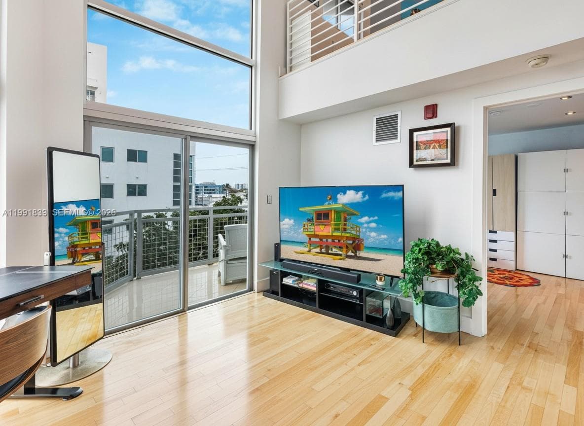 7728 Collins Ave # 16, Miami Beach FL 33141 — 6