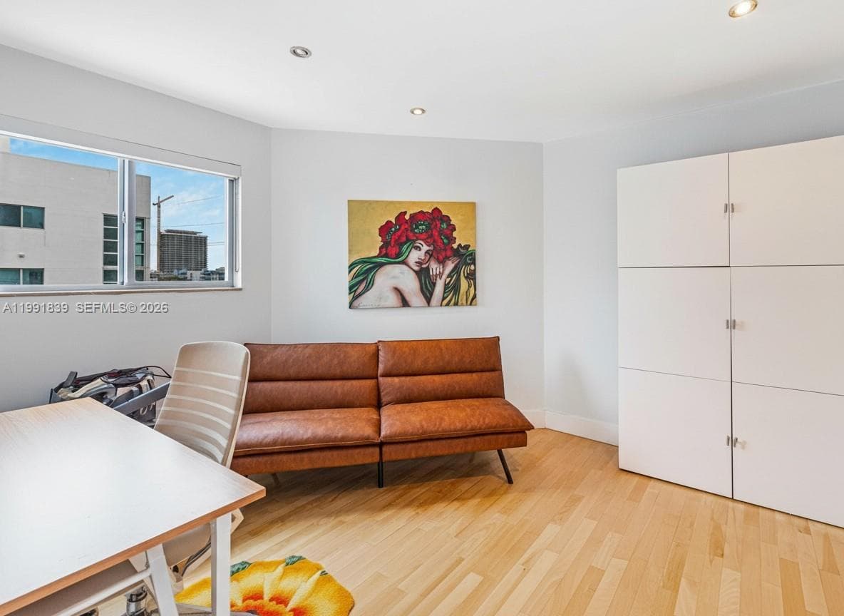 7728 Collins Ave # 16, Miami Beach FL 33141 — 15