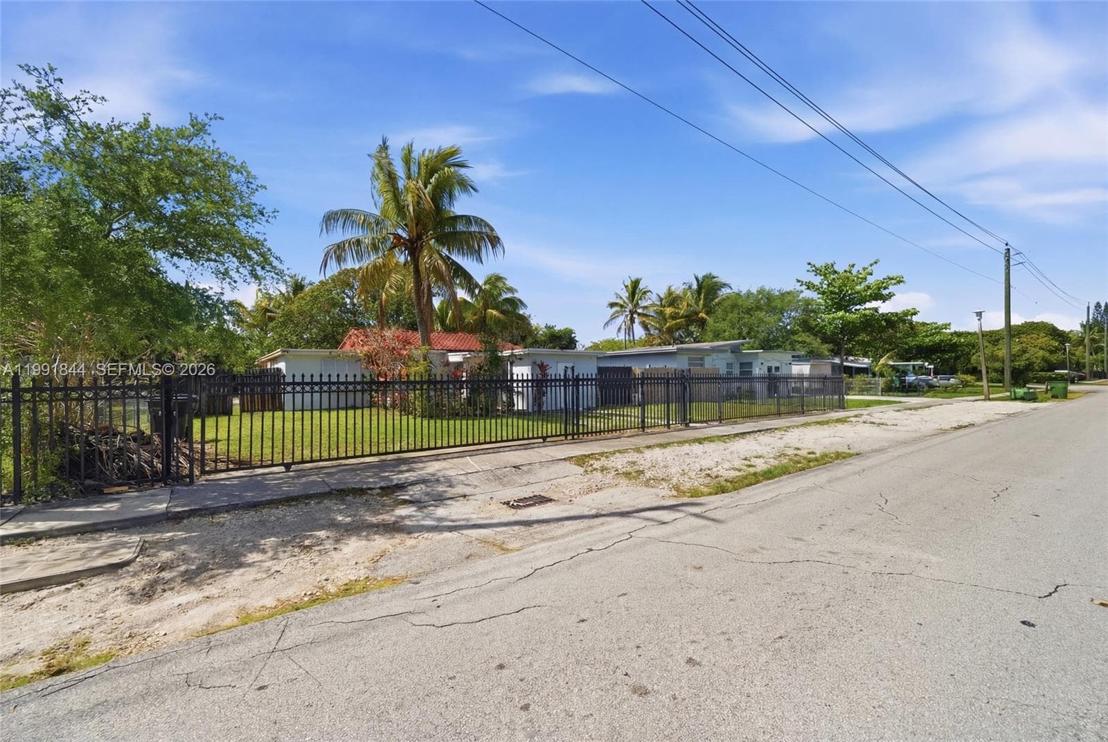 60 NW 128th St, North Miami FL 33168 — 2