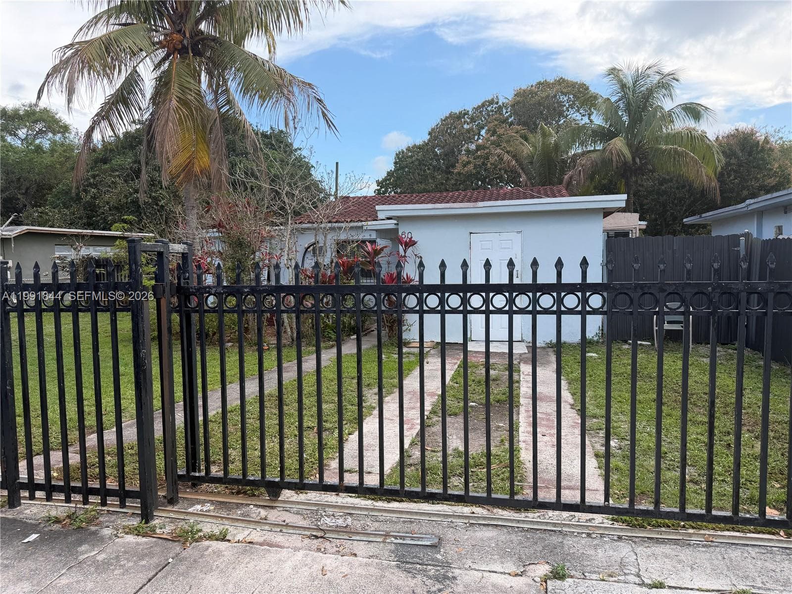 60 NW 128th St, North Miami FL 33168 — 5