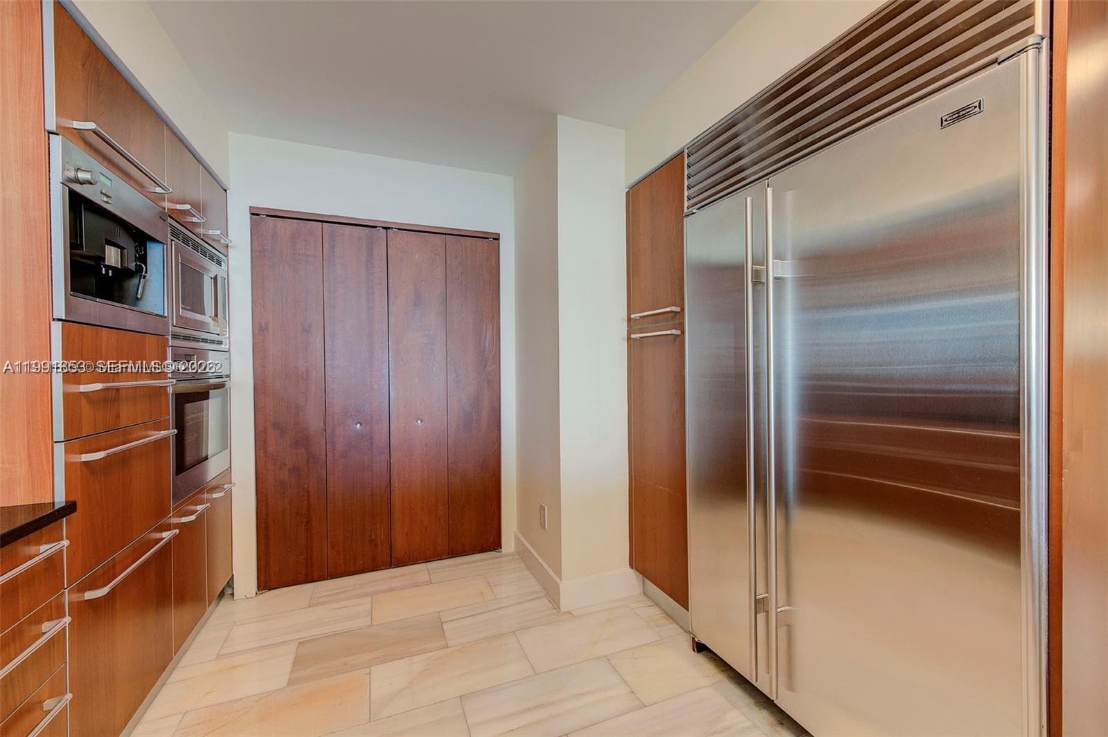 1331 Brickell Bay Dr # 903, Miami FL 33131 — 18