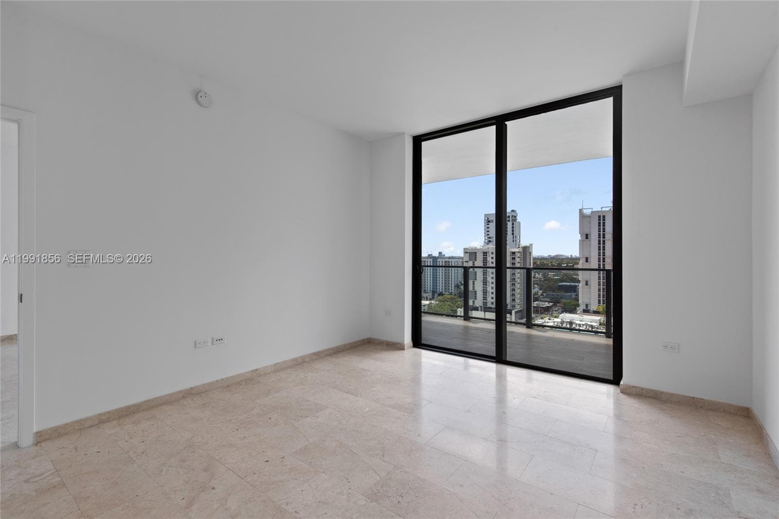 88 SW 7th St # 904, Miami FL 33130 — 20