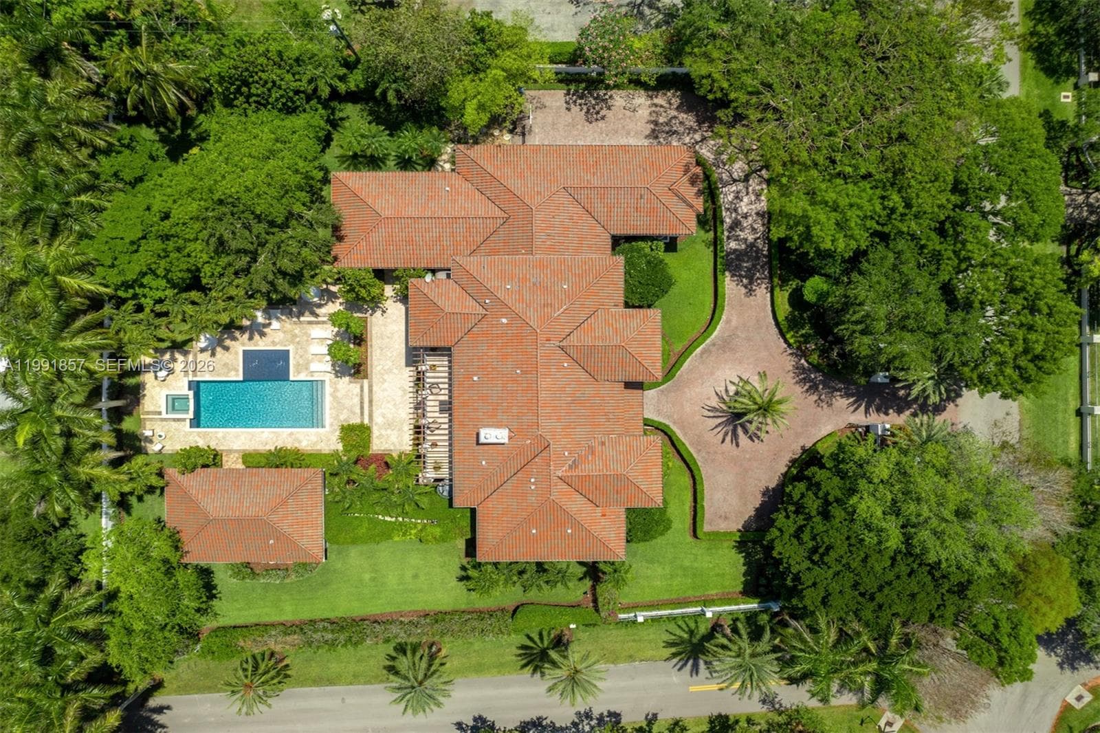 12575 Pine Needle Ln, Pinecrest FL 33156 — 45