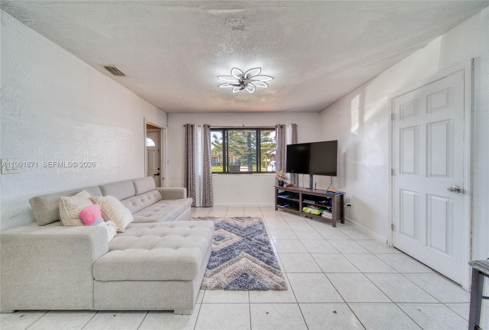 2451 NW 182nd Ter, Miami Gardens FL 33056 — 12