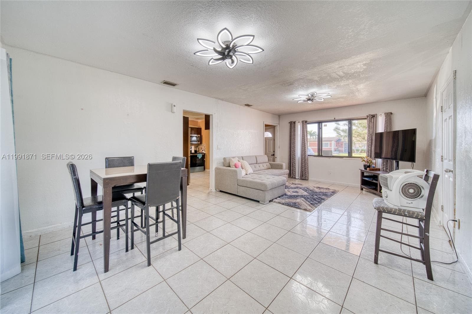 2451 NW 182nd Ter, Miami Gardens FL 33056 — 10