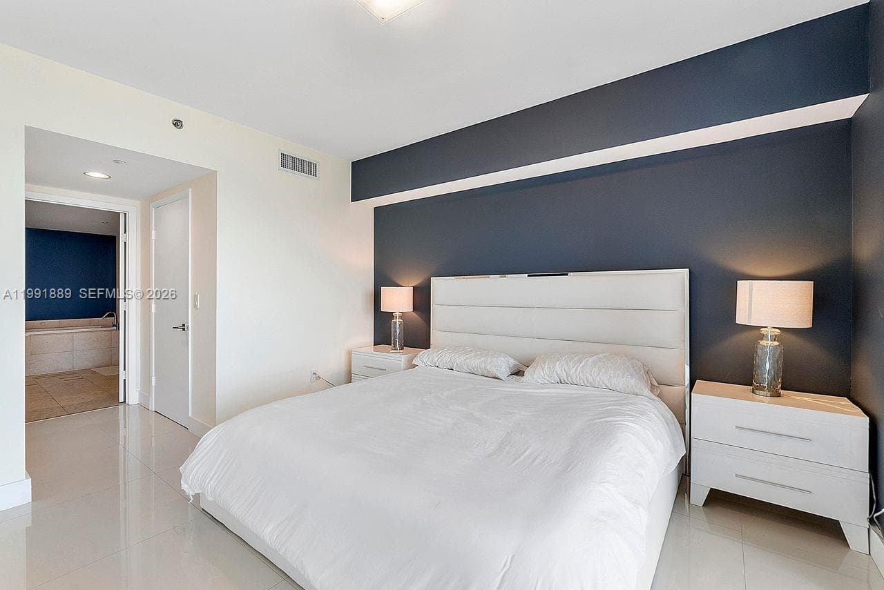 465 Brickell Ave # 3905, Miami FL 33131 — 6