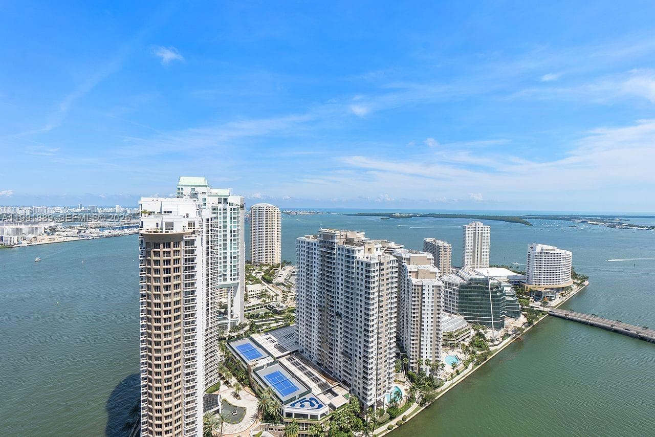 465 Brickell Ave # 3905, Miami FL 33131 — 15