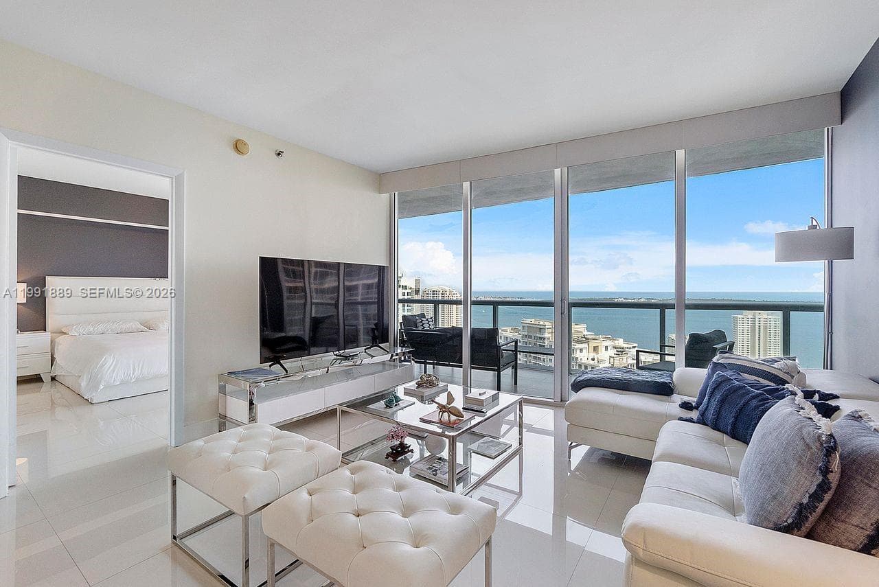 465 Brickell Ave # 3905, Miami FL 33131 — 4