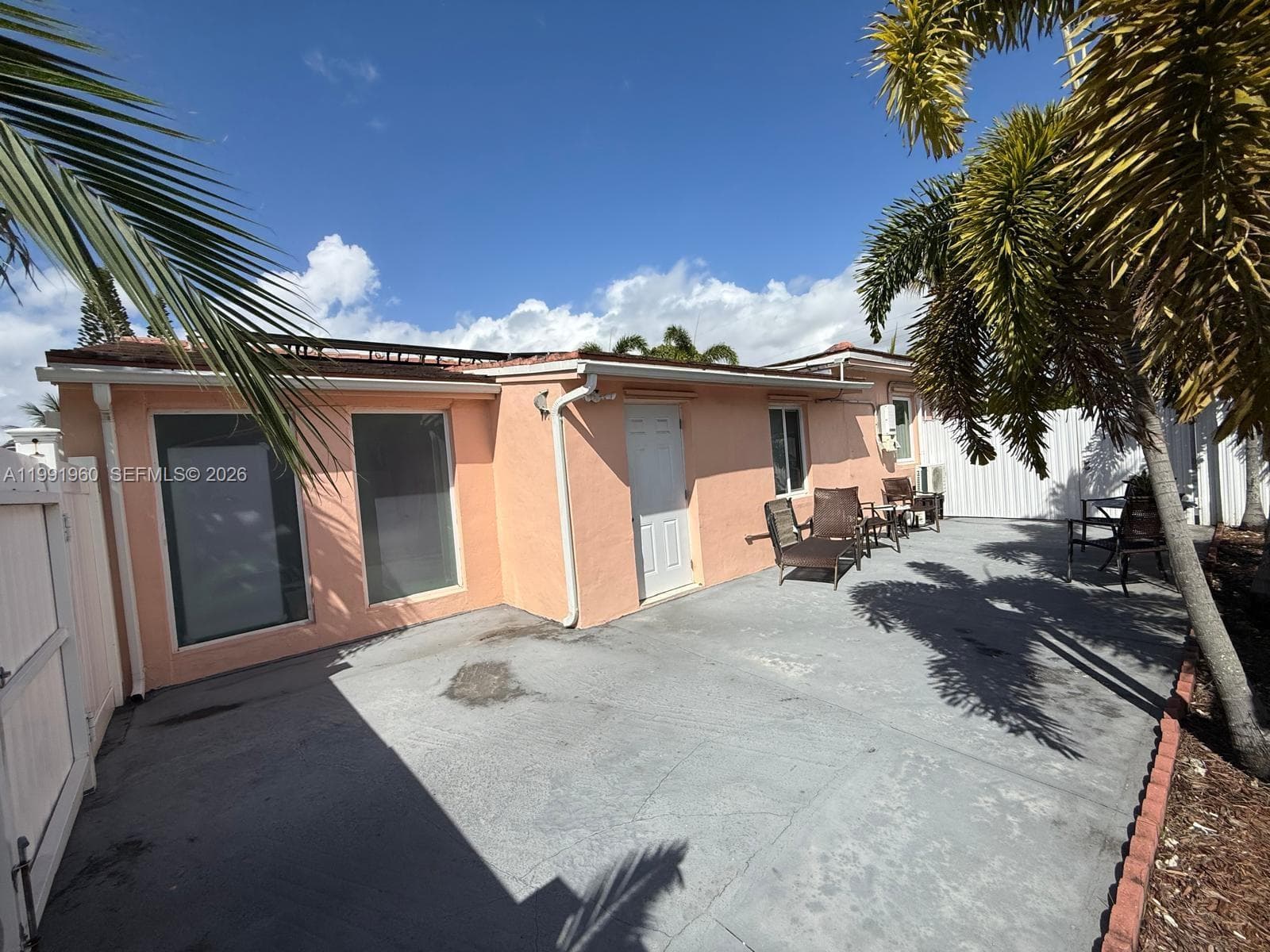625 E 8th Ln, Hialeah FL 33010 — 26