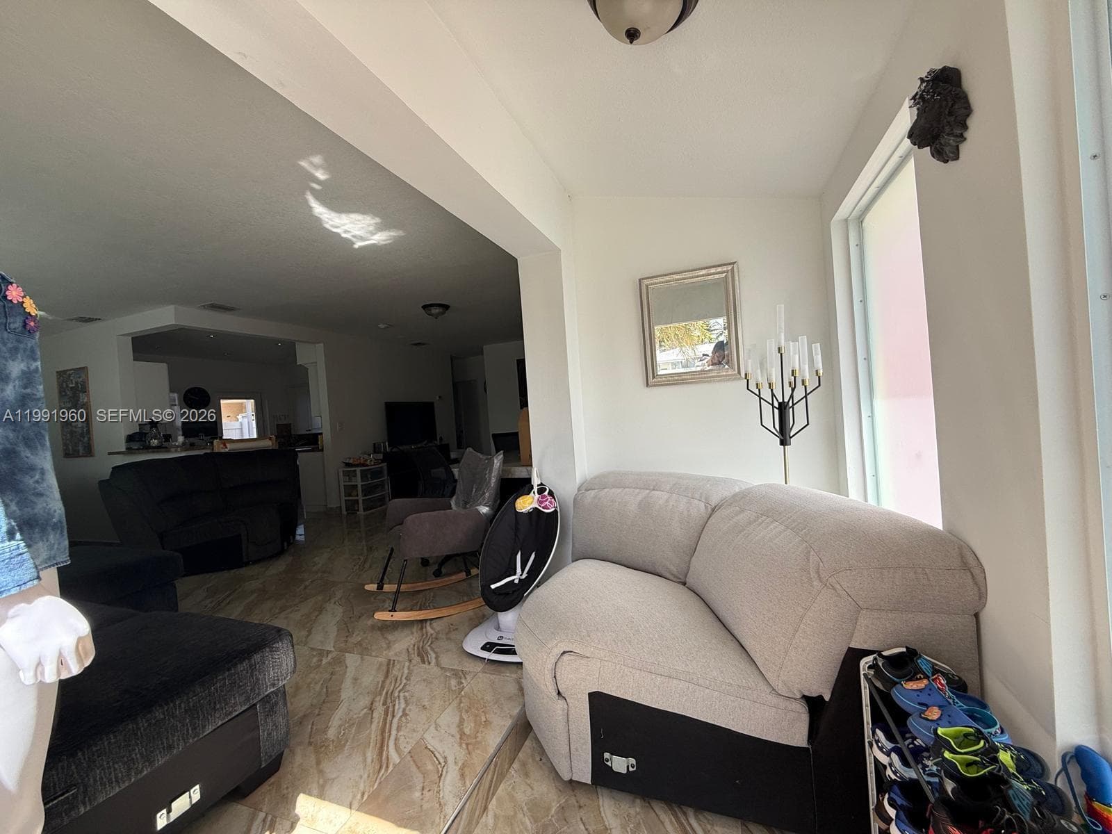 625 E 8th Ln, Hialeah FL 33010 — 24