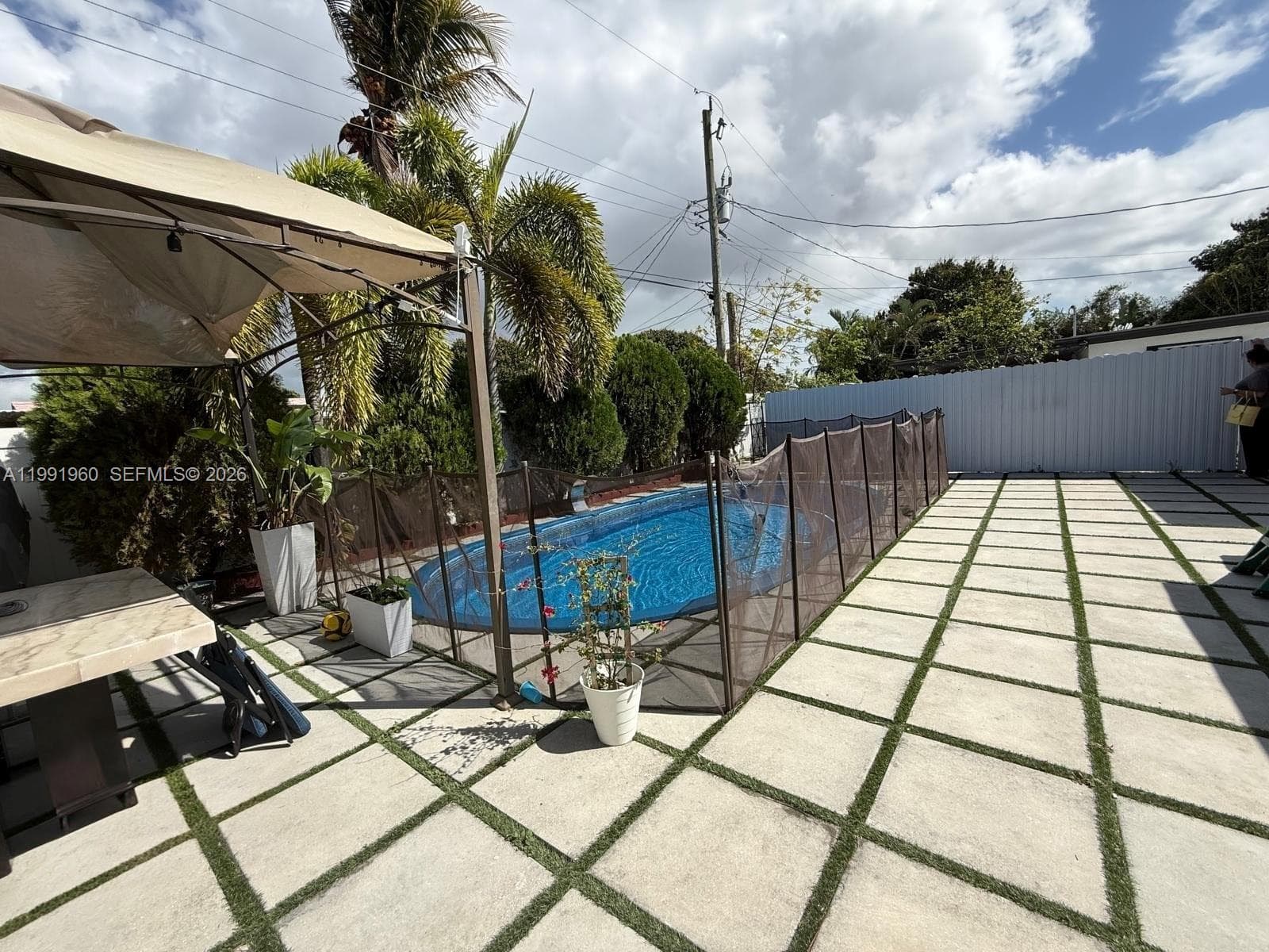 625 E 8th Ln, Hialeah FL 33010 — 41