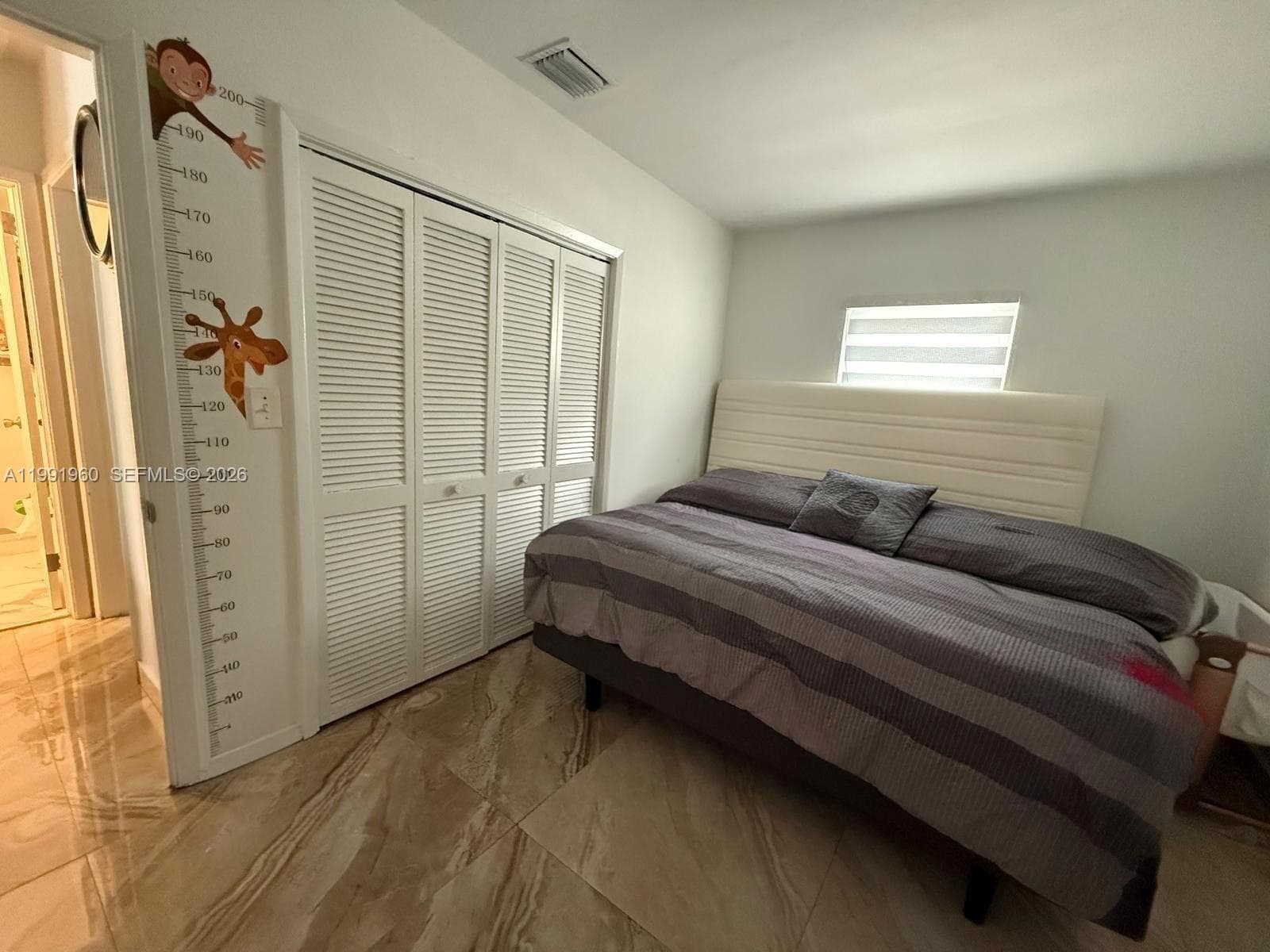 625 E 8th Ln, Hialeah FL 33010 — 25