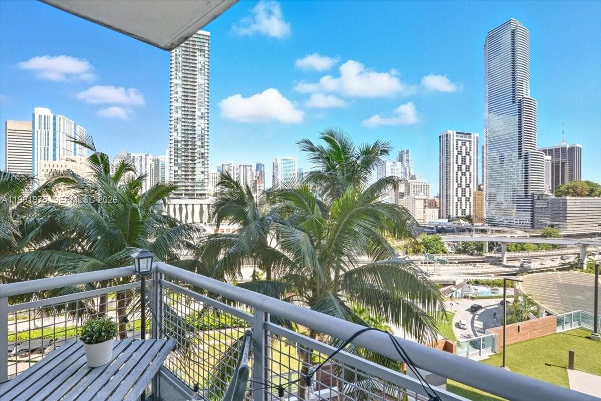 350 S Miami Ave # 1205, Miami FL 33130 — 26