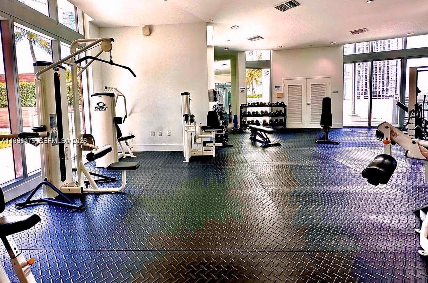 350 S Miami Ave # 1205, Miami FL 33130 — 36
