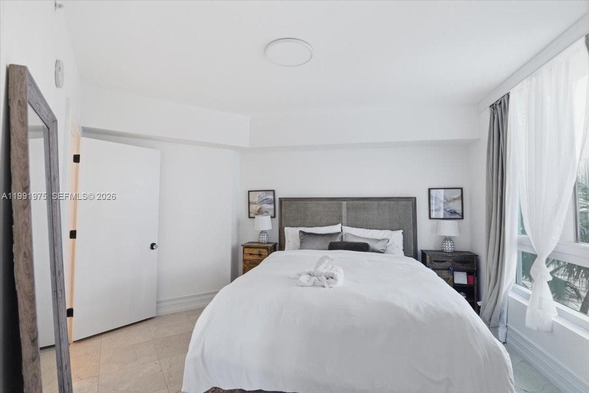 350 S Miami Ave # 1205, Miami FL 33130 — 20