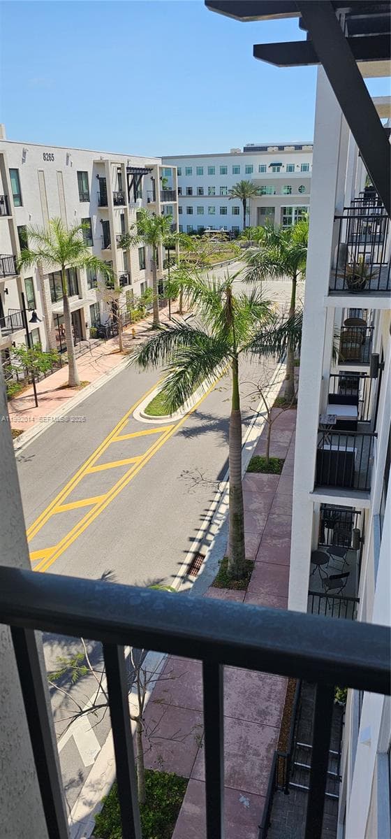 8301 NW 41st St # 409, Doral FL 33166 — 9