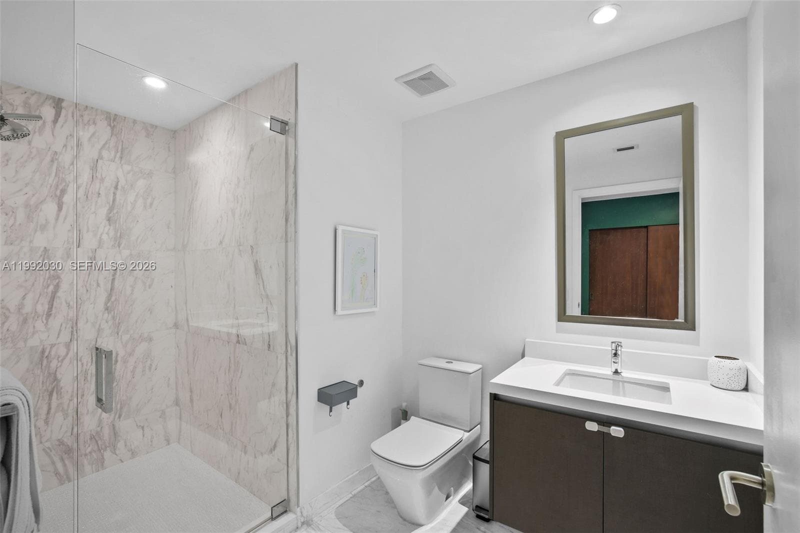 851 NE 1st Ave # 3211, Miami FL 33132 — 41