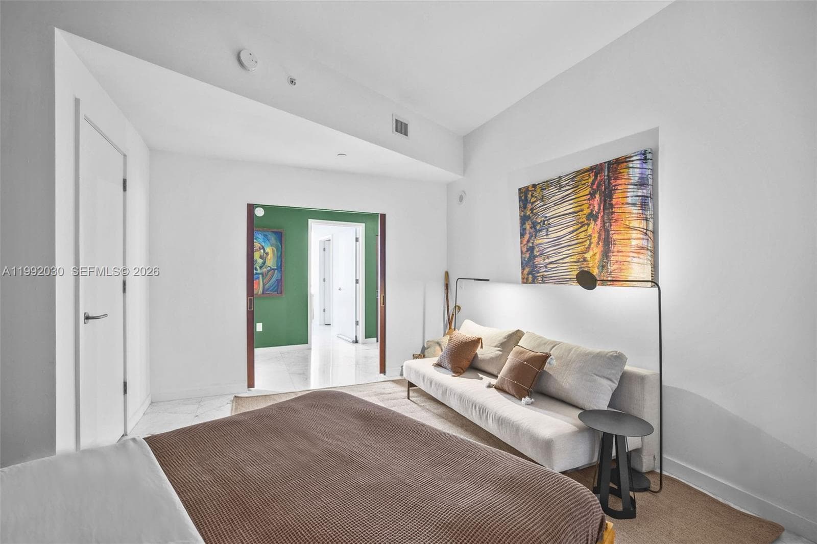 851 NE 1st Ave # 3211, Miami FL 33132 — 37