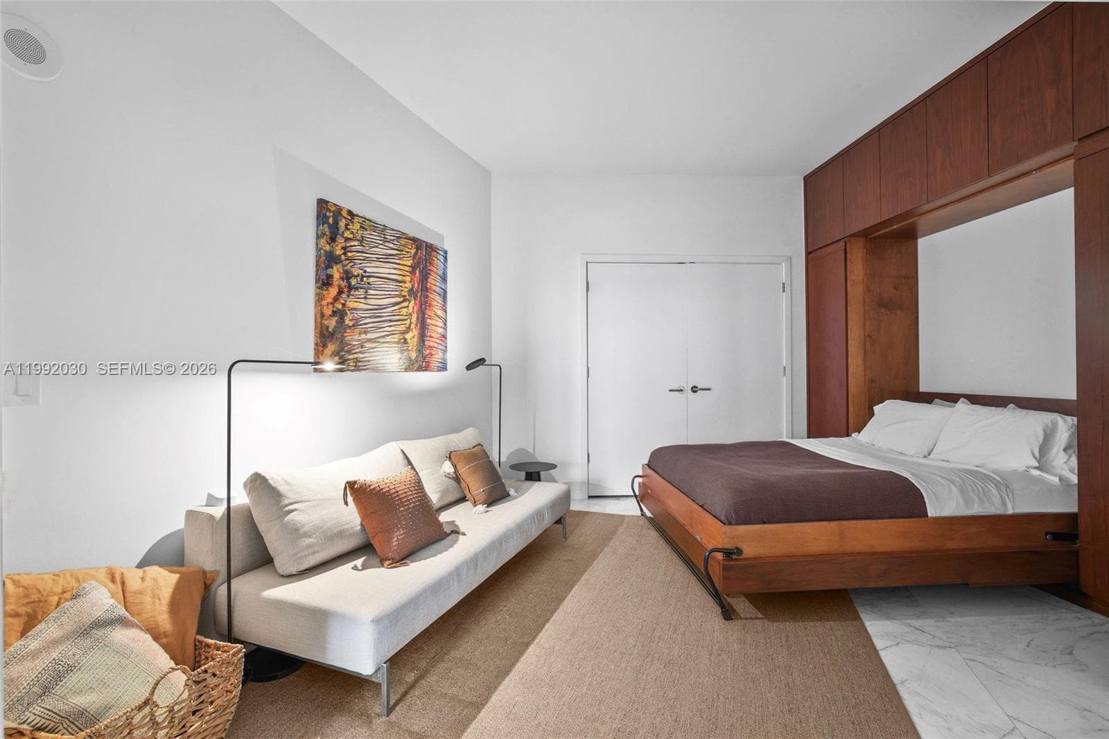 851 NE 1st Ave # 3211, Miami FL 33132 — 15