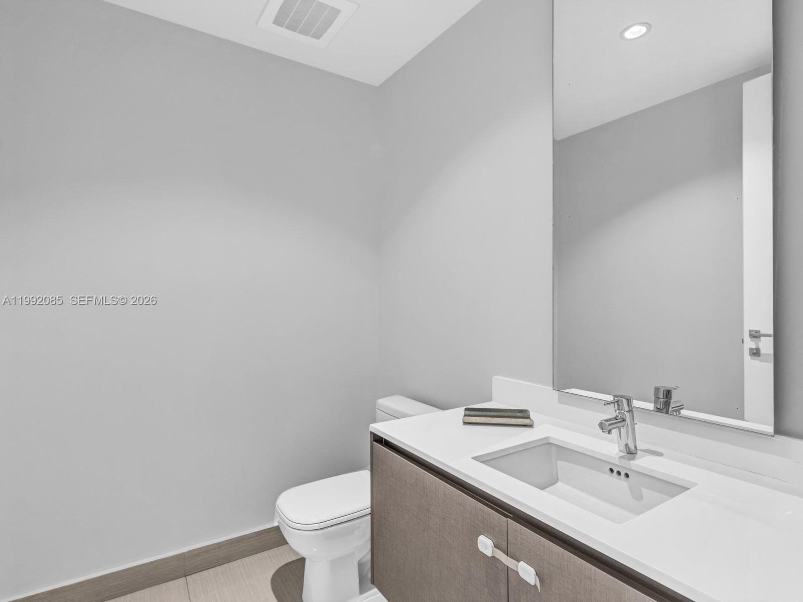 3300 NE 188th St # 511, Aventura FL 33180 — 9