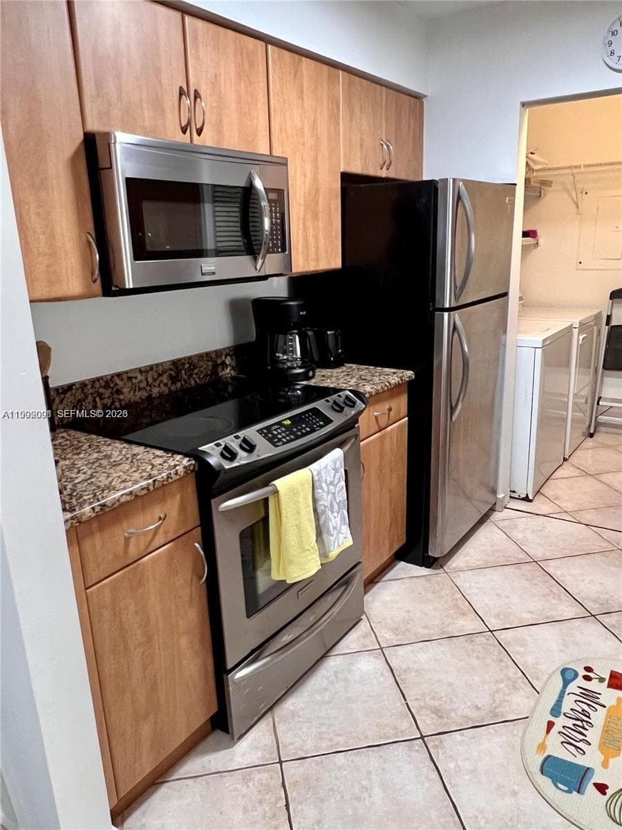 19555 E Country Club Dr # 8503, Aventura FL 33180 — 19