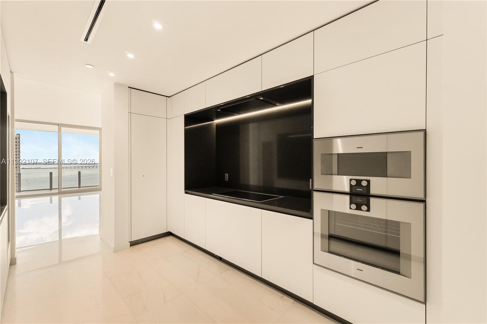 300 Biscayne Boulevard Way # 2103C, Miami FL 33131 — 12