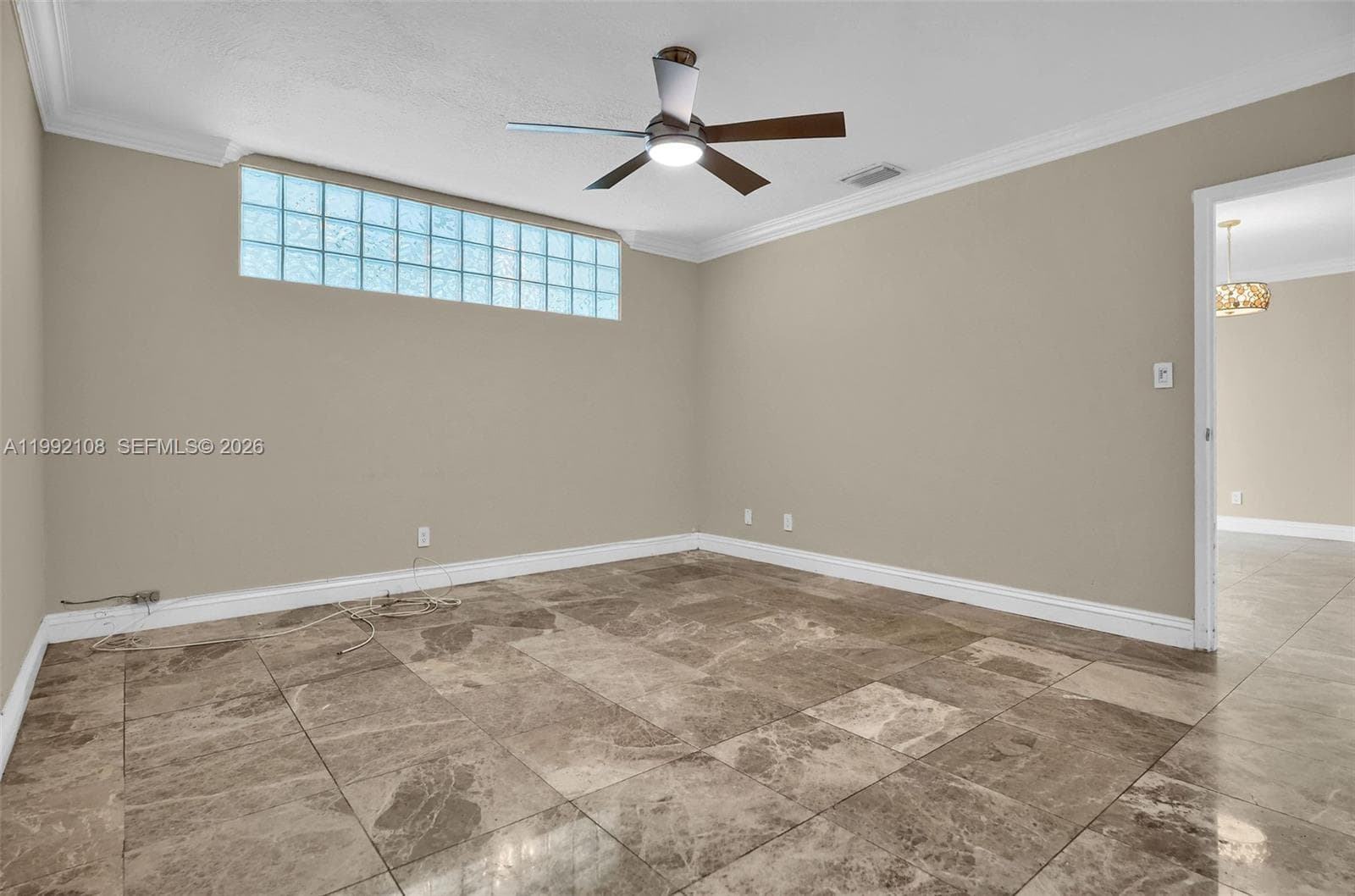 5401 Collins Ave # 1514, Miami Beach FL 33140 — 32